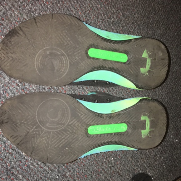 Steph Curry 3’s under armor - Picture 4 of 4